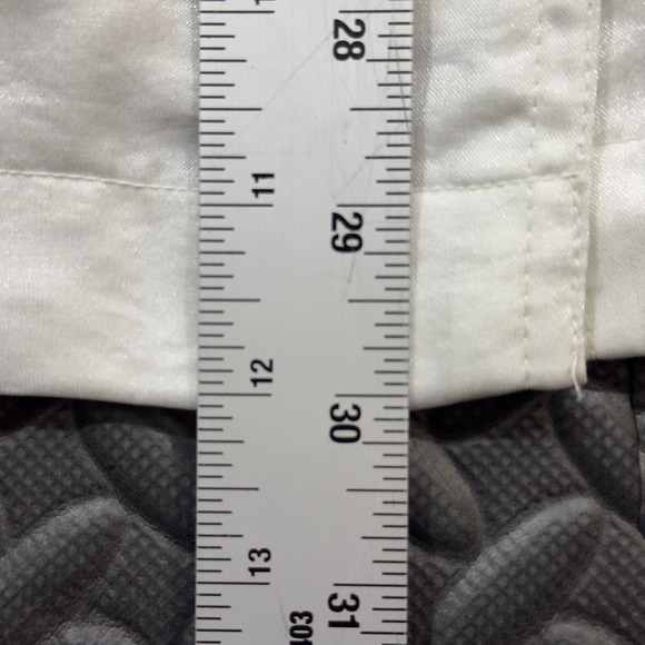 Izzi Mountain Parka Women's Large White Long Sleeve Hooded Drawstring Button-Up - Picture 10 of 10